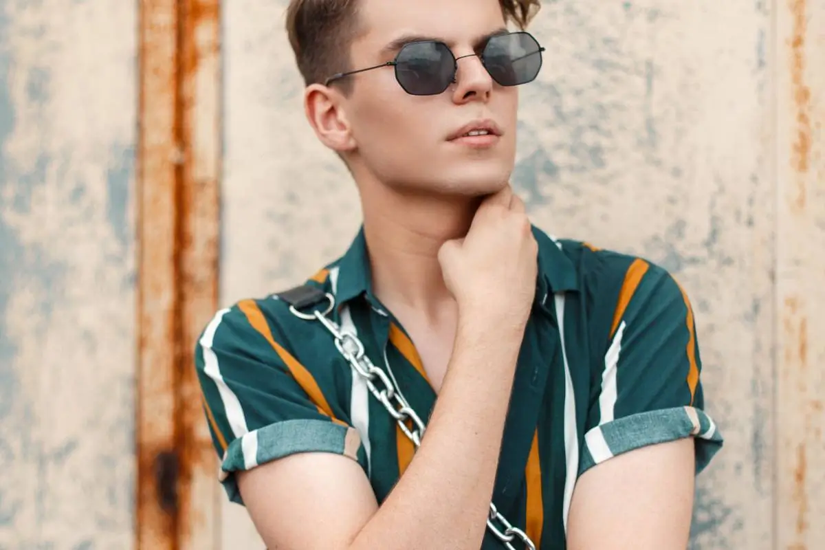 Dois em um: como proteger os cabelos do mau tempo e ainda ficar estilosa Dois em um: como proteger os cabelos do mau tempo e ainda ficar estilosa