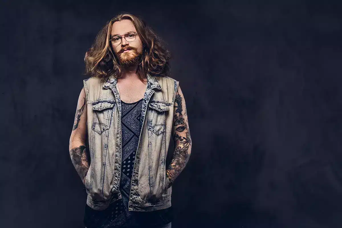 Peças-Chave dos Anos 90: Do Grunge ao Estilo Girl Power