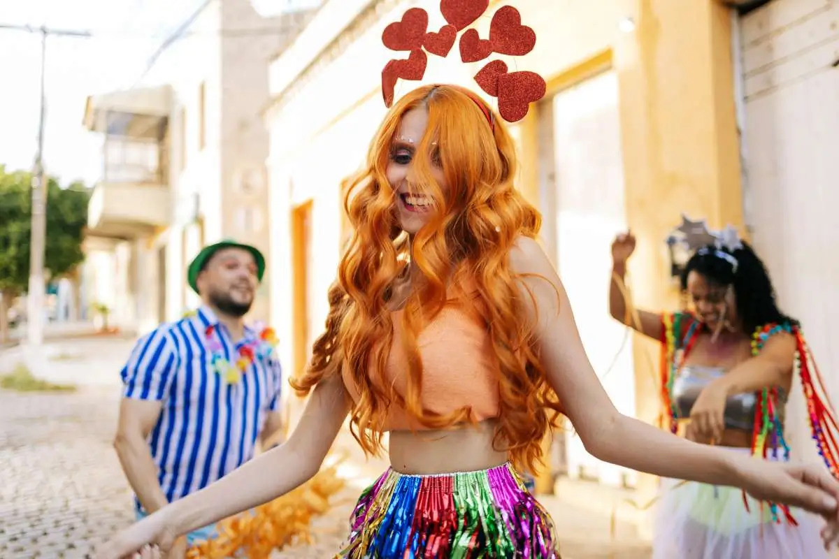Como se preparar para aproveitar o carnaval mesmo em dias de chuva