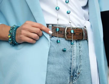 conjunto saia midi e cropped tendencia